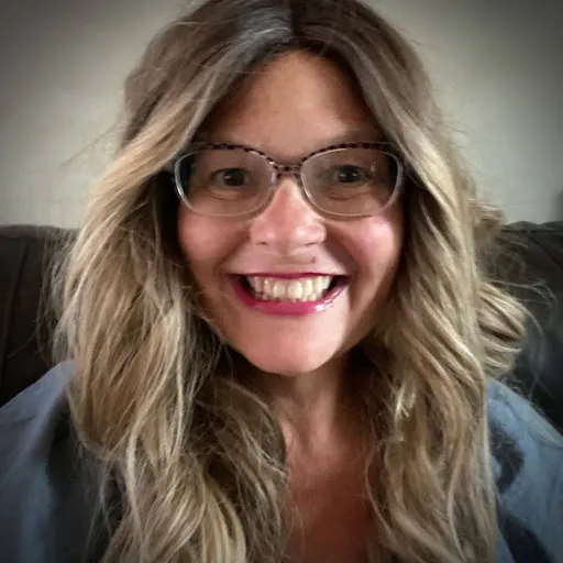 Erin L. George, MFT 2 Erin L. George